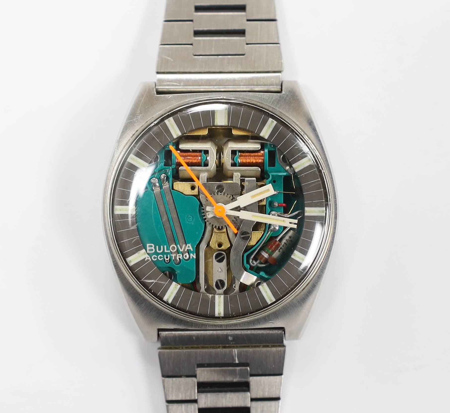 A gentleman's stainless steel Bulova Accutron N3 wrist watch, on a stainless steel bracelet, case dimeter 36mm.